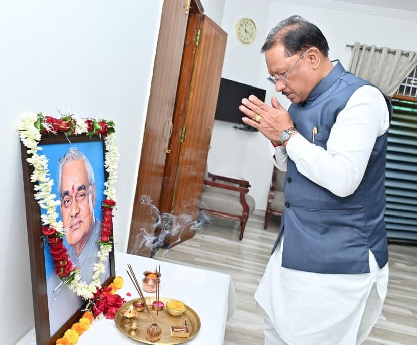 CM Sai Pays Tribute to Atal Bihari Vajpayee on His Death Anniversary