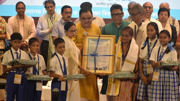 80717_4_9_2025_16_51_35_4_CMMAMATABANERJEE4.JPG